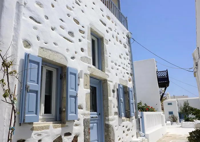 بيت للعطل Traditional *